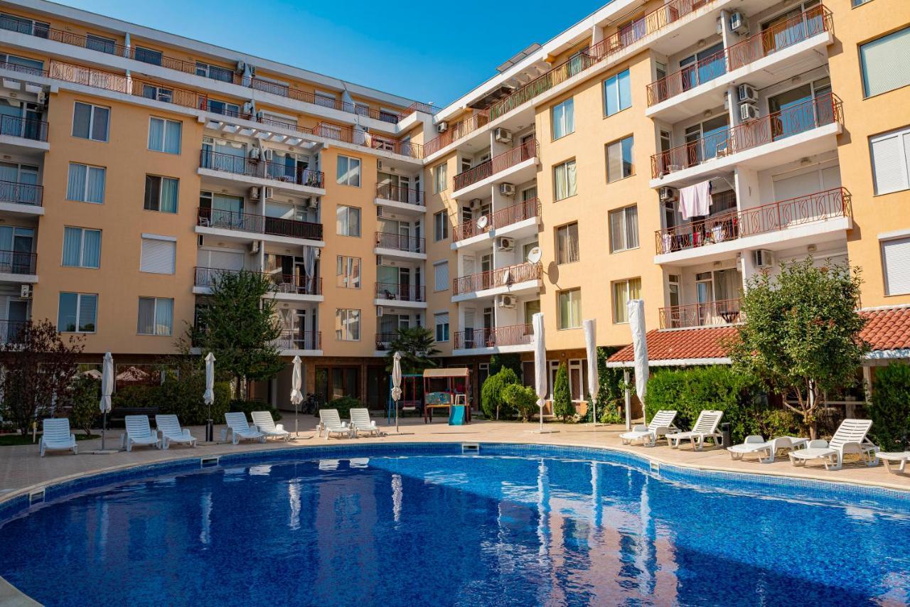 Sunny Day 1 - Menada Apartments Slantschew brjag Exterior foto