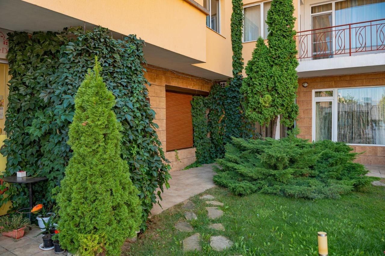 Sunny Day 1 - Menada Apartments Slantschew brjag Exterior foto
